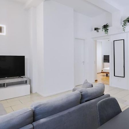 Lenny'S Central Apartment Milano Esterno foto